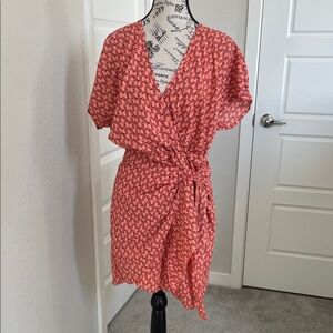 SHEIN Coral Patterned Fabric